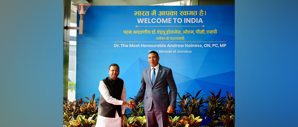  India Jamaica: Creating new milestones.
Dr. the Most Honorable Andrew Holness, Prime Minister warmly received by H. E. Shri Pankaj Chaudhary, Minister of State Ministry of Finance.
